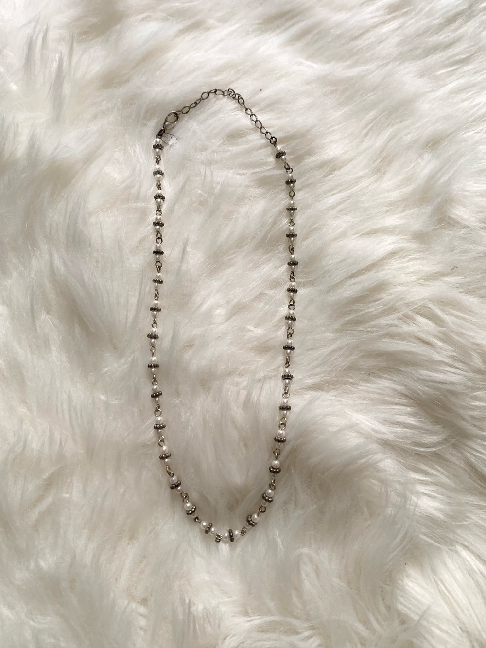 Vintage Premier Designs Silver & Pearl Single Strand Necklace